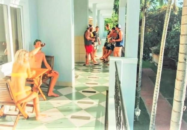 Miami Hostel - Mui Ne Фан Тиет Екстериор снимка